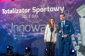 Natalia Rzewińska, Wprost oraz&nbsp;Mateusz Stasiak, Totalizator Sportowy