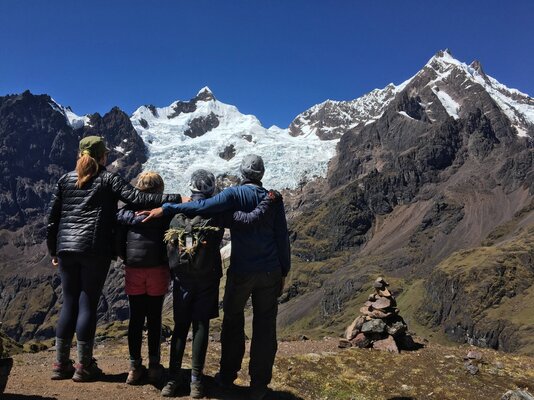 Miniatura: Podróż brytyjskiej rodziny przez 13 krajów
