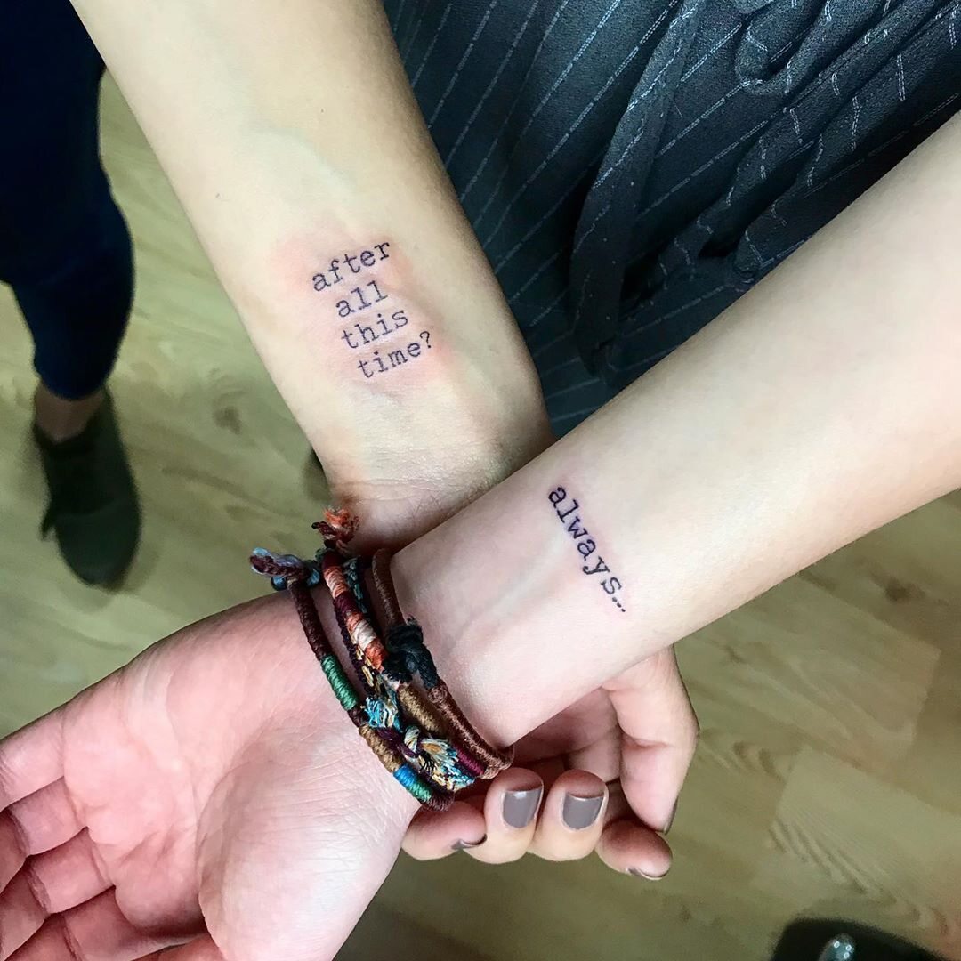 Pasujące tatuaże z cytatem z Harry'ego Pottera 