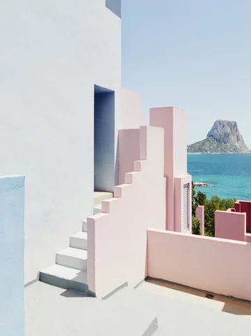 La Muralla Roja, osiedle projektu Ricardo Bofill Taller de Arquitectura Ricardo Bofill, La Muralla Roja