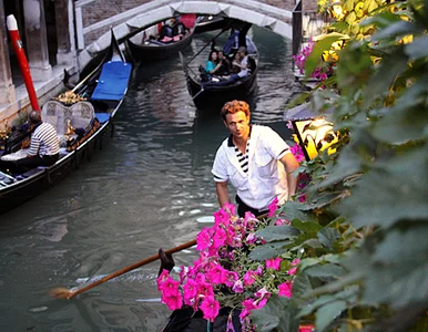 Miniatura: 425 gondolierów marzy o przejażdżce z...