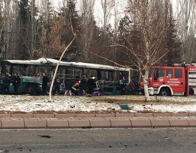 Miniatura: Eksplozja autobusu przewożącego żołnierzy....