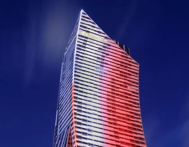 Miniatura: ZŁOTA 44 przekazuje urządzenie do pomiaru...