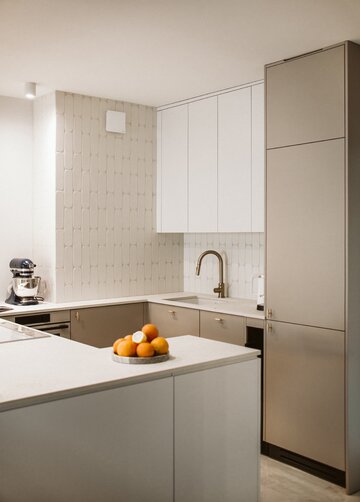 Niewielki apartament na&nbsp;Grochowie, projekt: pracownia Interiorsy