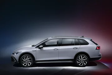 Nowy Volkswagen Golf Alltrack i Variant 