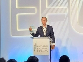 Miniatura: PKO Bank Polski z najlepszymi w Polsce...