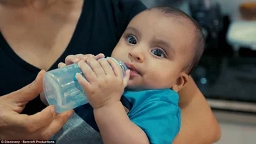 Członek rodziny Da Silva z polidaktylią 