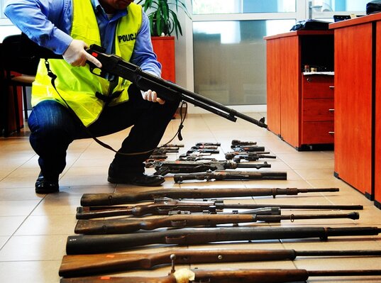 Miniatura: Nielegalny arsenał broni