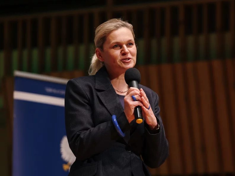 Miniatura: Ministra edukacji narodowej o edukacji...