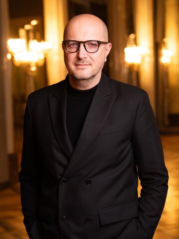 Boris Kudlička &ndash; architekt, scenograf i&nbsp;Dyrektor Teatru Wielkiego &ndash; Opery Narodowej