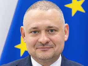 Miniatura: Łapówka, wycieczka i samochód. Nowe...