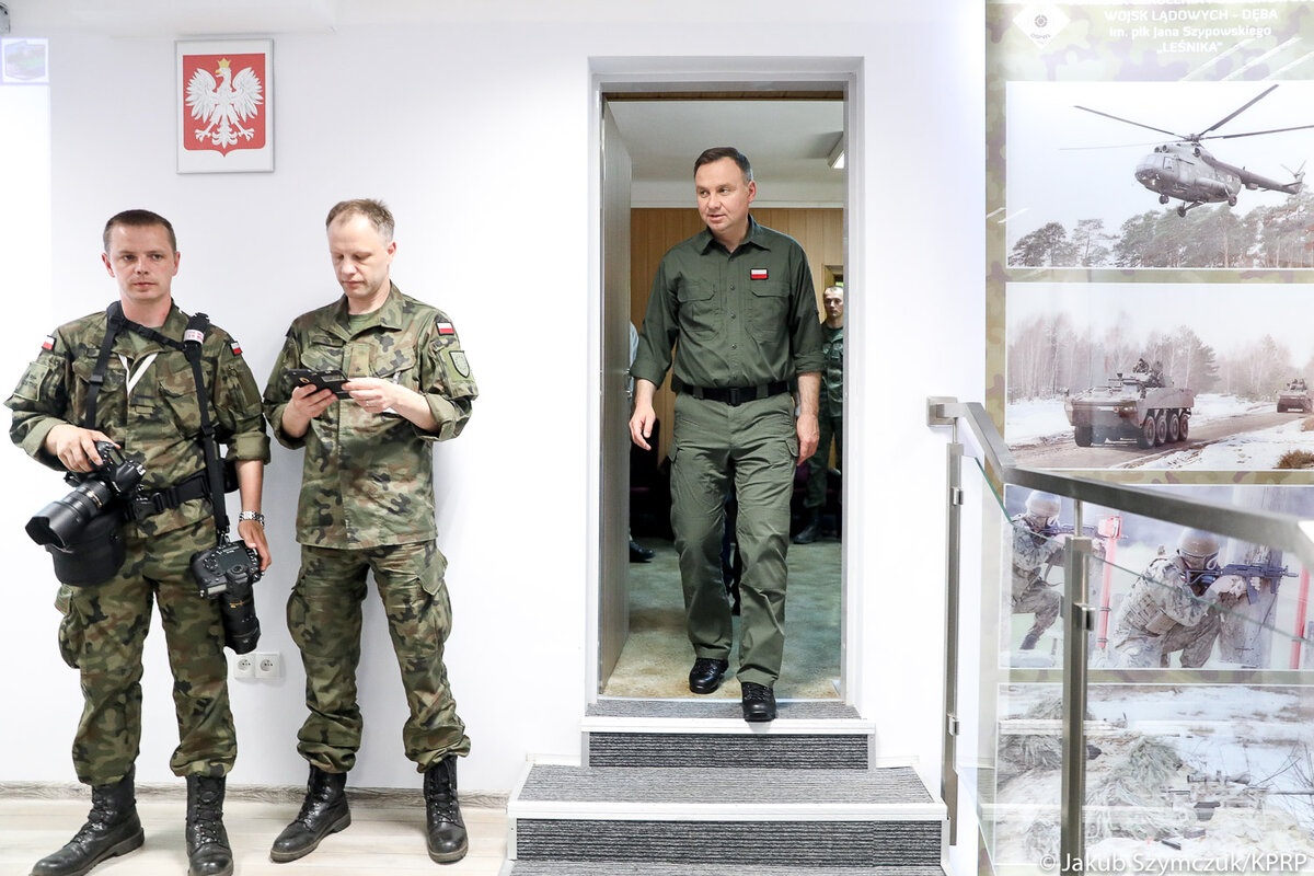 Andrzej Duda i Mariusz Błaszczak w Nowej Dębie 