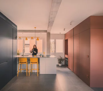 Metamorfoza mieszkania w bloku z lat 60. autorstwa OOIIO Architecture 