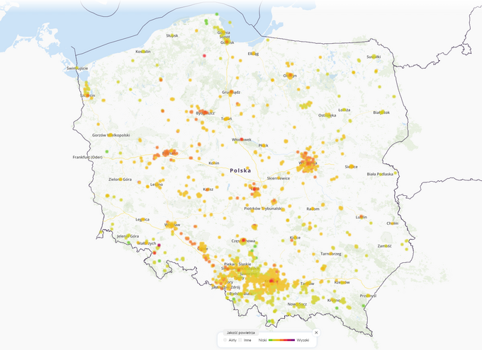 Mapa z oznaczeniem zanieczyszczenia powietrza