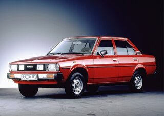 R&oacute;żne generacje Toyoty Corolli