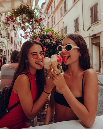 Bliźniaczki Elisha i Renee Herbert 