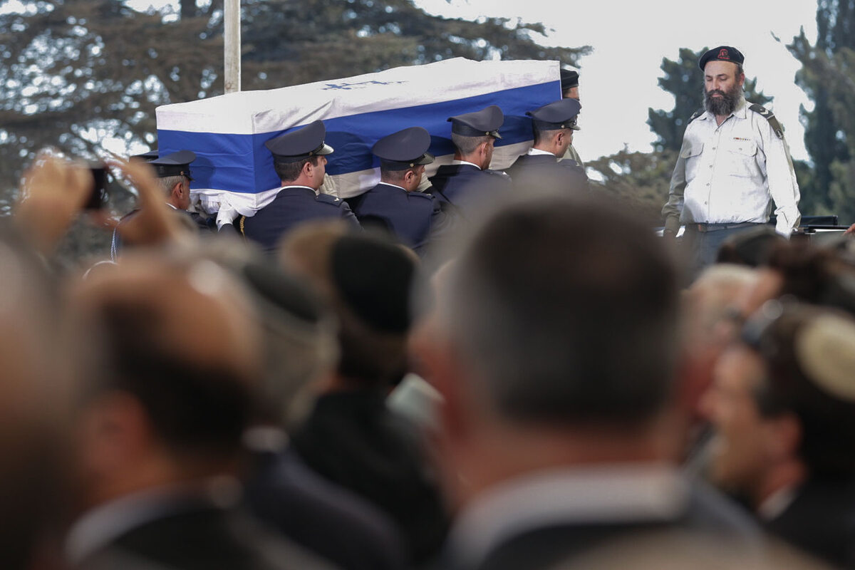 Pogrzeb Szymona Peresa 