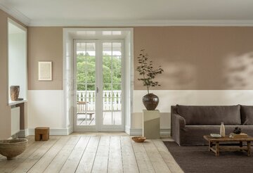 Dwukolorowe ściany to&nbsp;prosty spos&oacute;b na&nbsp;odświeżenie wnętrza. Lamperia lub&nbsp;geometryczne pola barw mogą zmienić charakter pomieszczenia bez wymiany mebli
