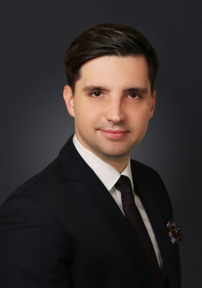 Konrad Korzeniowski Senior Konsultant Vialto Partners