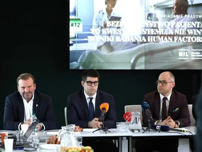 Miniatura: To nie lekarz jest problemem. Nowy raport...