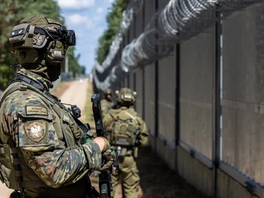 Miniatura: Zmiana na granicy polsko-białoruskiej. Te...