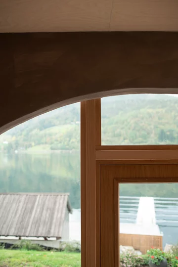 Drewniany dom w Ulvik, proj. Rever & Drage 