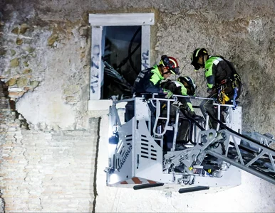 Miniatura: Średniowieczna wieża w Rzymie runęła....