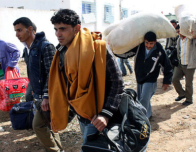 Miniatura: Cudzoziemcy odpłynęli z Trypolisu