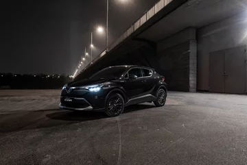 Toyota C-HR Hybrid Black Edition 