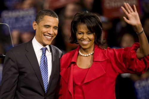 Kandydat Partii Demokratycznej w wyborach prezydenckich, senator Barack Obama z Illinois z żoną Michelle