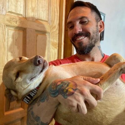 Miniatura: Mężczyzna przygarnął 300 zwierząt. Chciał...