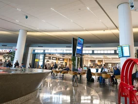 Miniatura: Zderzenie na lotnisku w USA. 2 osoby nie żyją