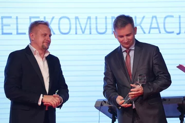 Innowatory „Wprost” 2015 Gala była zwieńczeniem V edycji rankingu najbardziej innowacyjnych polskich przedsiębiorstw prowadzonego przez tygodnik „Wprost” od 2011 r. Statuetki INNOWATORÓW trafiają do najlepszych firm w najbardziej dynamicznych sektorach gospodarki. Sektory te to: