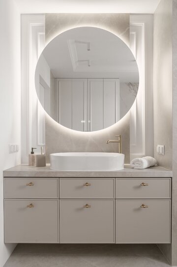 Eleganckie wnętrze zatopione w beżach, projekt: Architektownia 