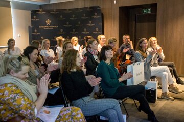 Spotkanie prasowe w&nbsp;centrum stomatologicznym Stankowscy & Białach Stomatologia