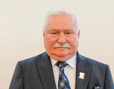 Miniatura: Wałęsa zniszczył swój pomnik