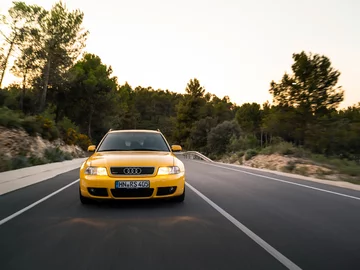 Audi RS 4 Avant edition 25 years 