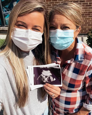 51-letnia Julie Loving i jej córka 29-letnia Breanna Lockwood 