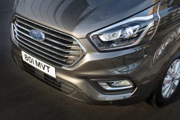 Ford Turneo Custom PHEV 