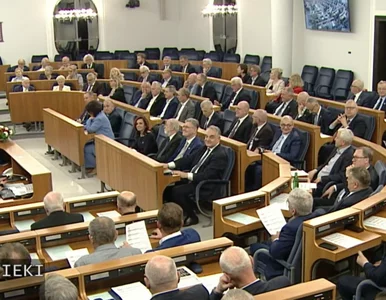 Miniatura: Senat przyjął ustawę o obniżce składki...