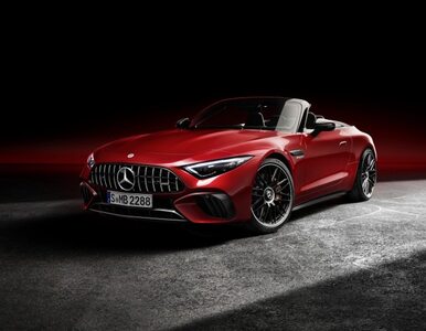Miniatura: Nowy Mercedes-AMG SL. Ikona tym razem...
