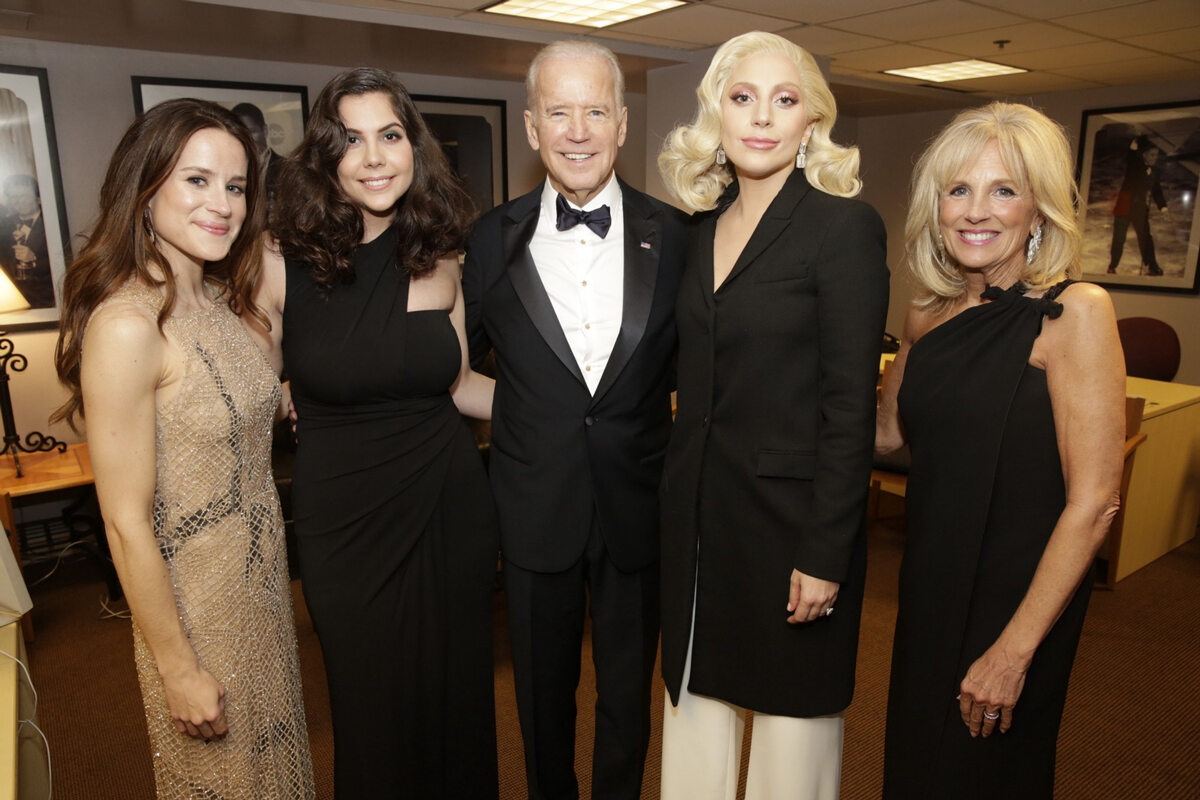 Ashley Biden, Natali Germanotta, Joe Biden, Lady Gaga, Jill Biden 