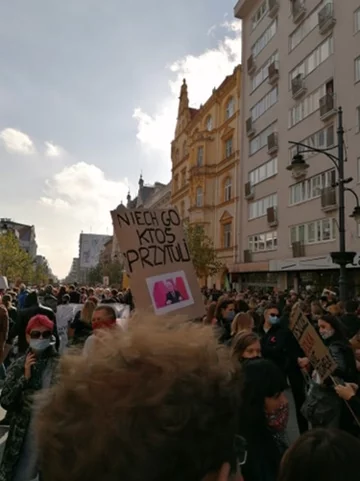 Hasła z protestu w Łodzi 