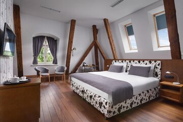 Hotel Quadrille