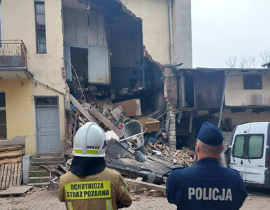 Miniatura: Zawaliła się ściana kamienicy. W budynku...