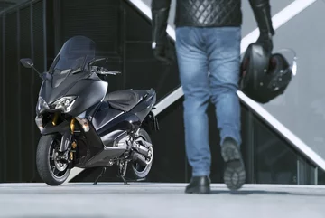 Yamaha TMax SX 