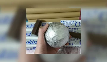 Kula po dalszym ubijaniu młotkiem i kształtowaniu w formie 