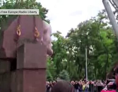Miniatura: Kolejny pomnik Lenina rozebrano. Tym razem...