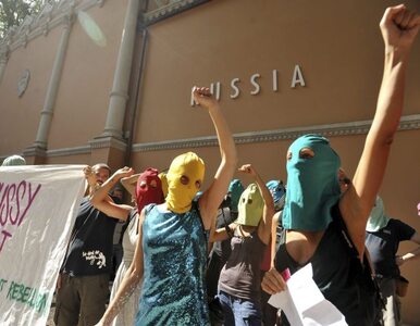 Miniatura: Wykładowca pisał krwią "Free Pussy Riot",...