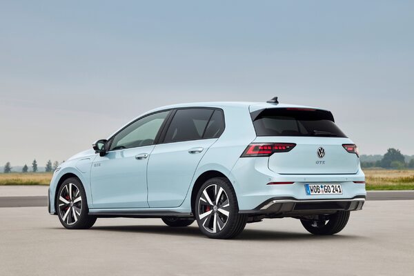 Miniatura: Nowy Volkswagen Golf po liftingu